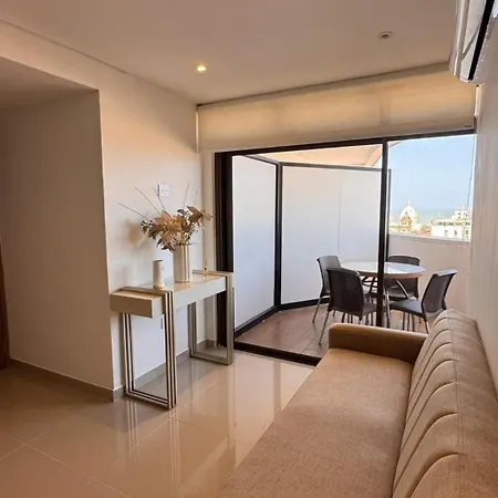 Iconic Clock Tower View - Balcony - Downtown Loft *