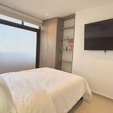 Iconic Clock Tower View - Balcony - Downtown Loft Apartamento *